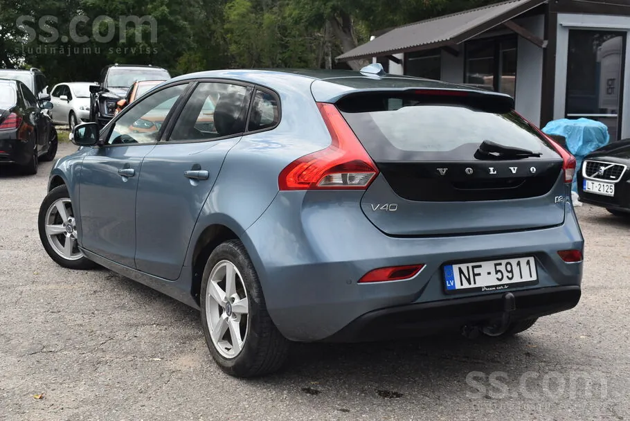 Volvo V40 2013 photo 3