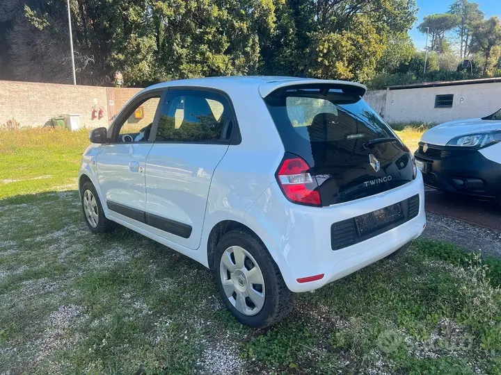 Renault Twingo 2016 photo 2
