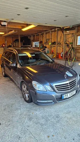 Mercedes-Benz E200 D