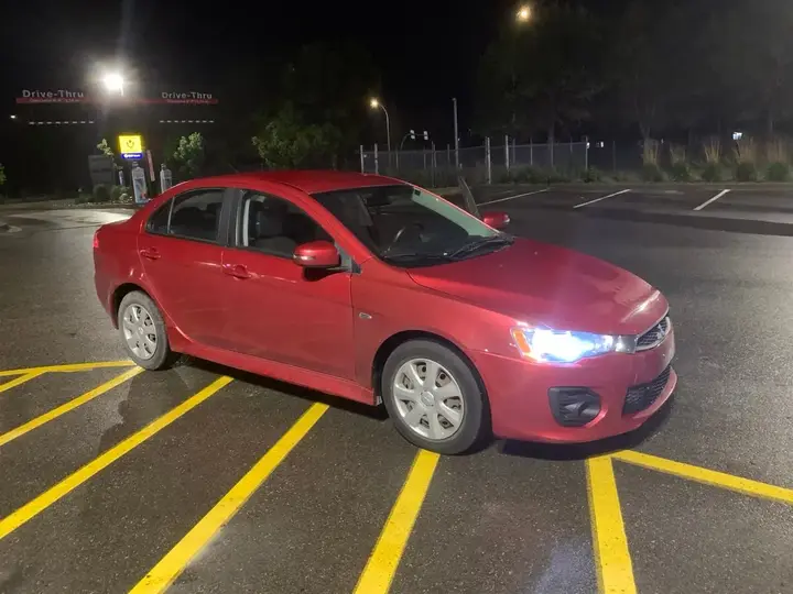 Mitsubishi Lancer 2016 photo 4