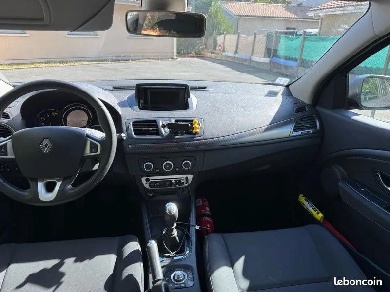 Renault Megane 2012 photo 3