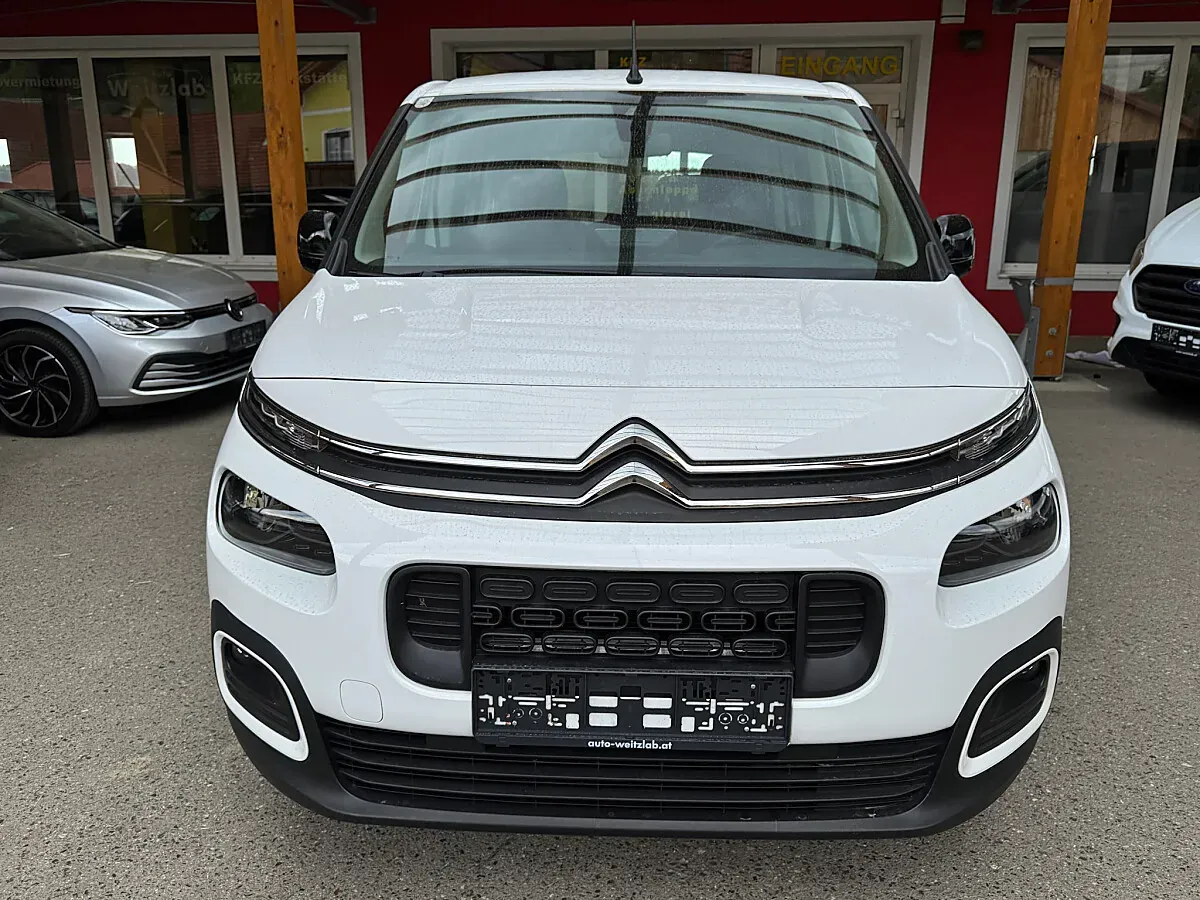 Citroen Berlingo 2022 photo 2