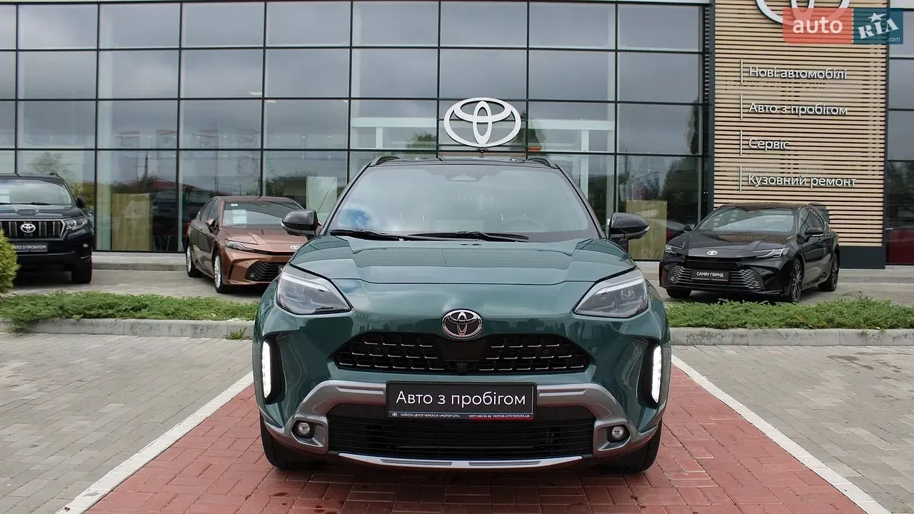 Toyota Yaris Cross 2025 photo 2