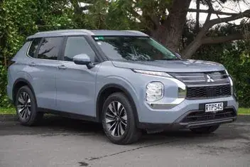 Mitsubishi Outlander 2026 photo 2