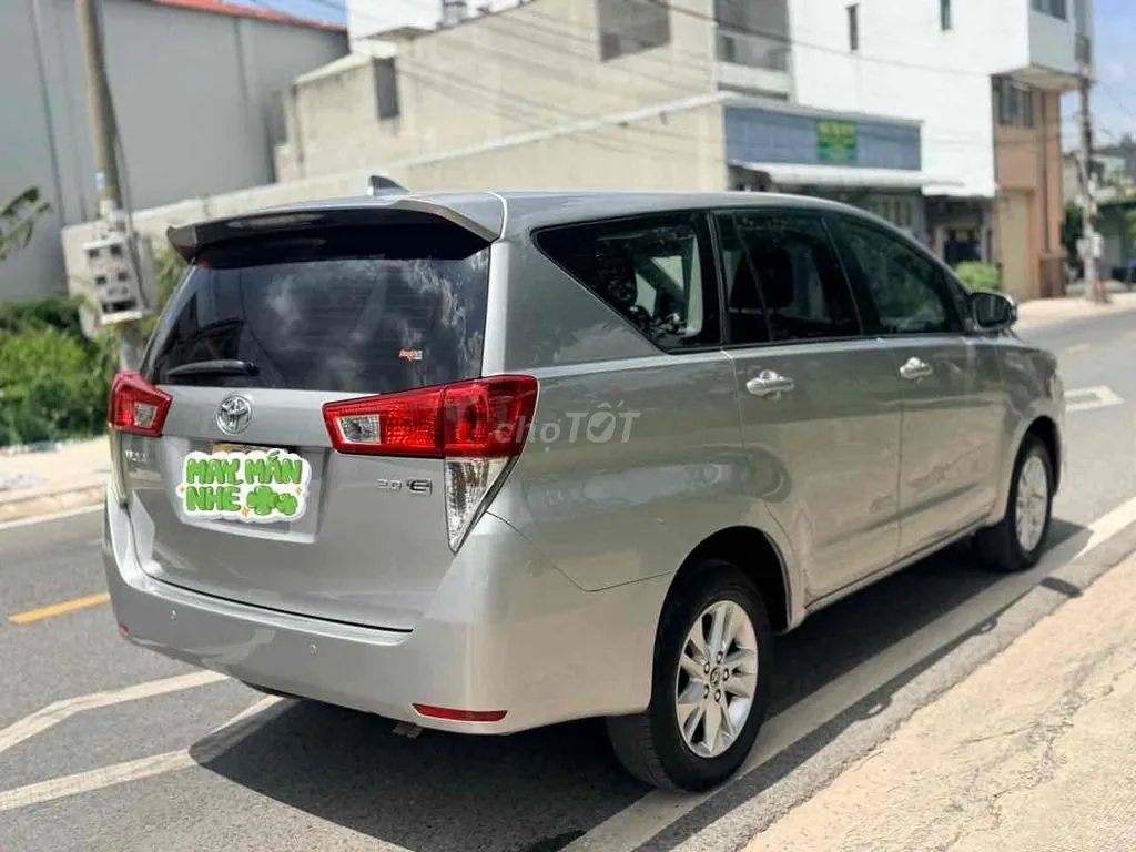 Toyota Innova 2016 photo 3