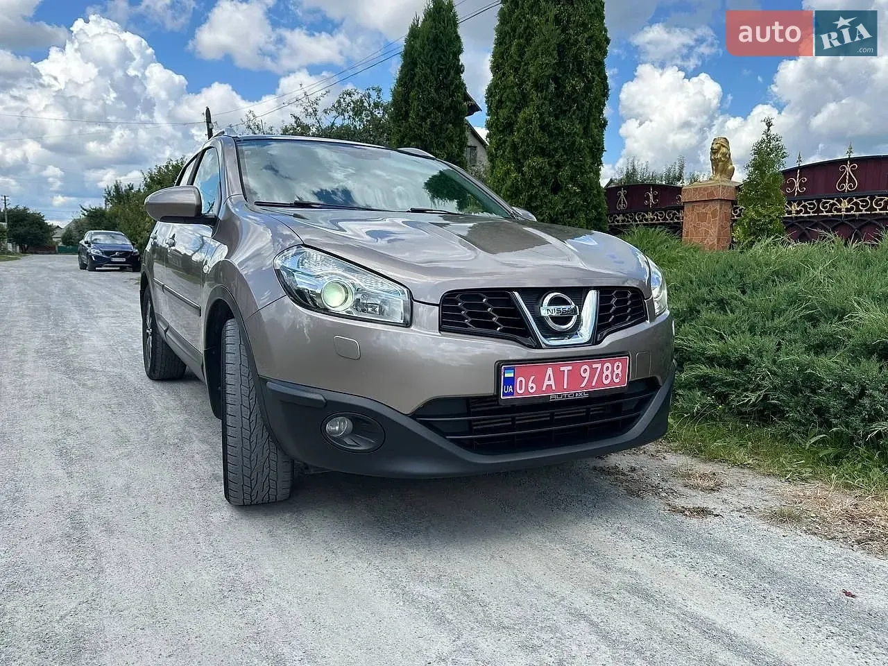Nissan Qashqai 2010 photo 2
