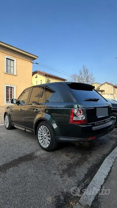 Land Rover Range Rover Sport 2011 photo 2