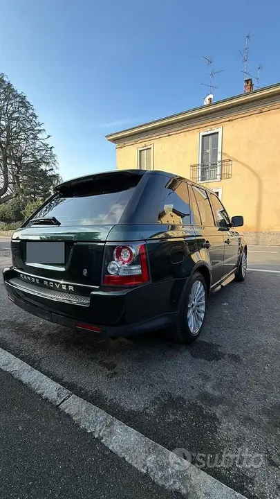 Land Rover Range Rover Sport 2011 photo 3