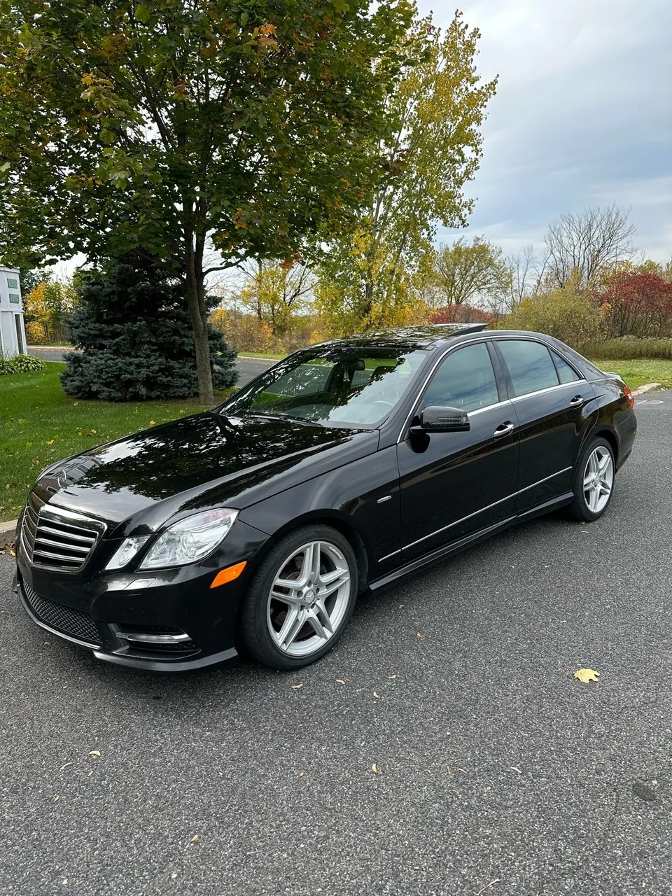 Mercedes-Benz E-Class 2012 photo 4