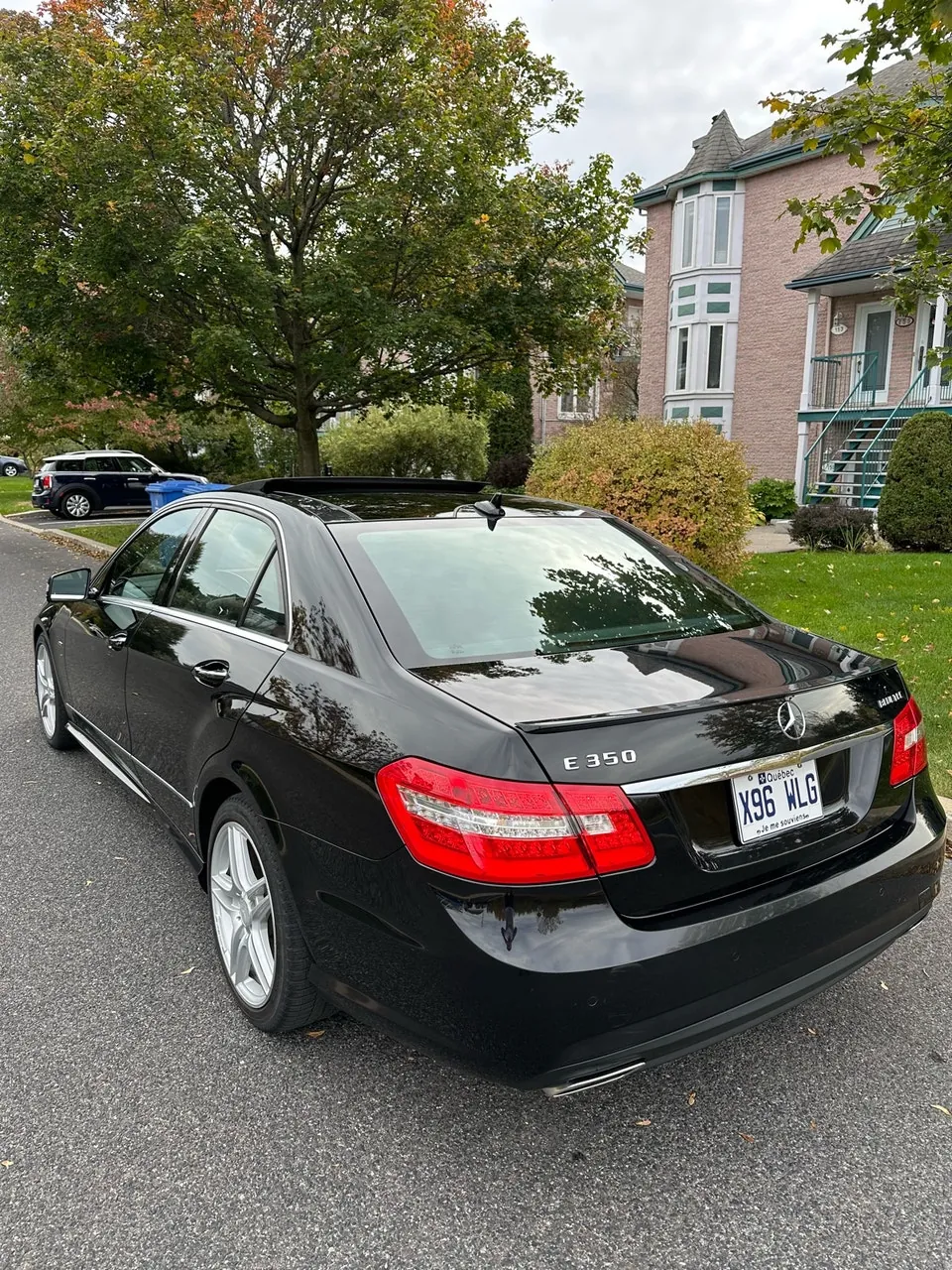 Mercedes-Benz E-Class 2012 photo 2