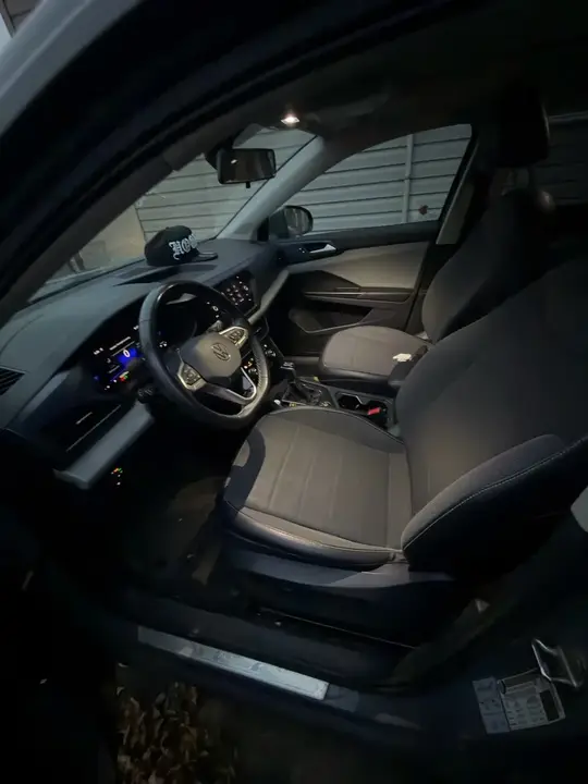 Volkswagen Taos 2022 photo 3