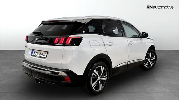 Peugeot 3008 2018 photo 2