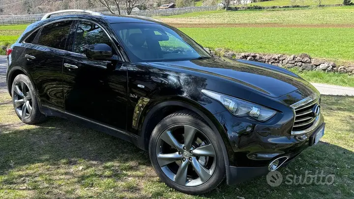 Infiniti Qx70