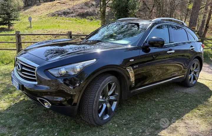 Infiniti Qx70 2015 photo 2
