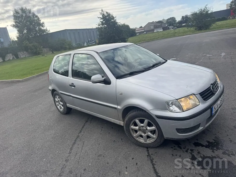 Volkswagen Polo 2001 photo 2