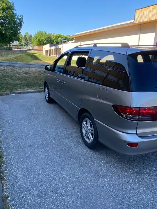 Toyota Previa 2004 photo 3