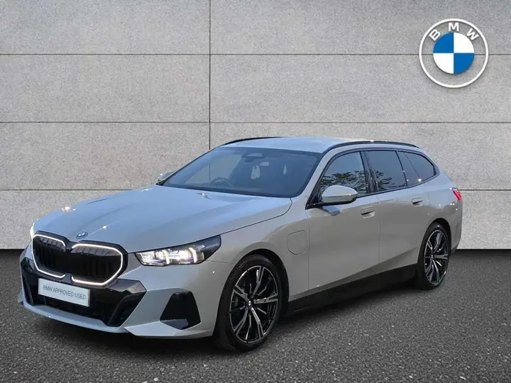 BMW 5 Series 2026 photo 3