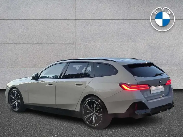 BMW 5 Series 2026 photo 5