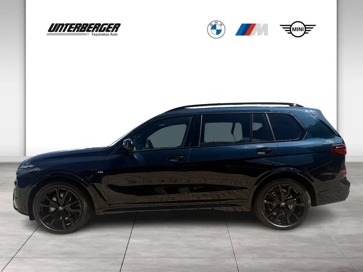 BMW X7 photo 3