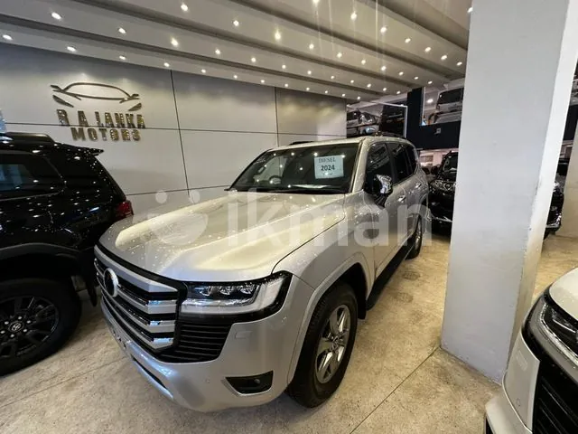 Toyota Land Cruiser Sahara 2024 photo 2