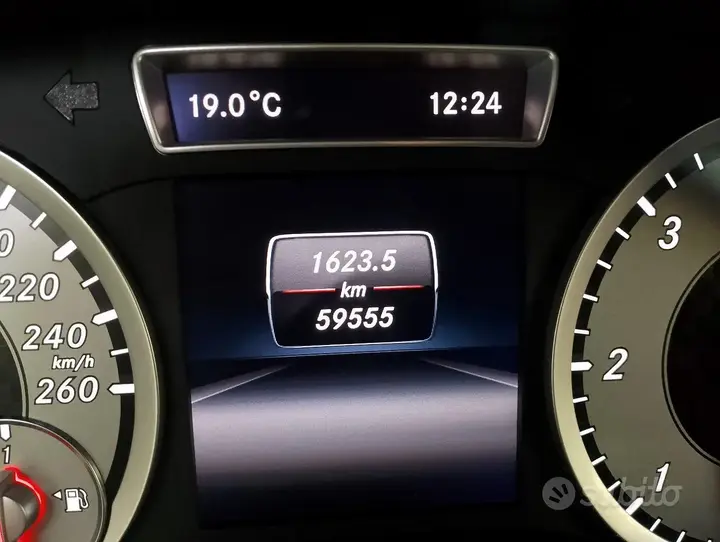 Mercedes-Benz A 2014 photo 2