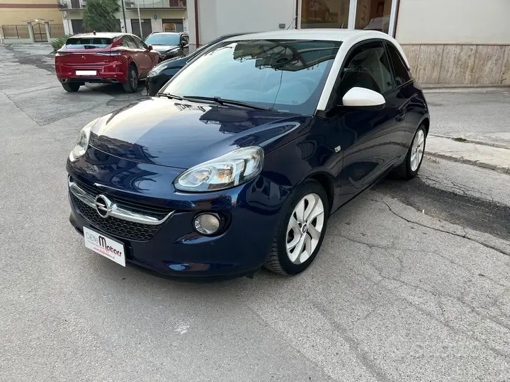 Opel Adam