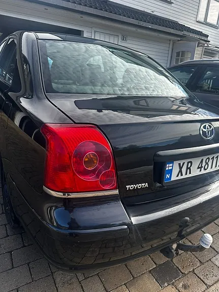 Toyota Avensis 2004 photo 3
