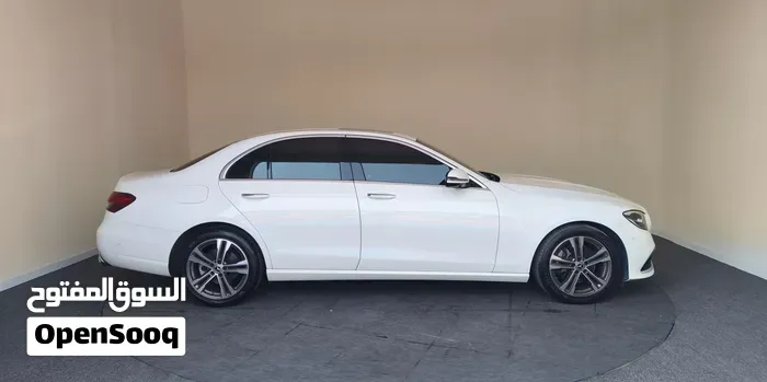Mercedes-Benz E-Class 2023 photo 4