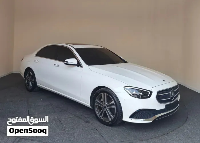 Mercedes-Benz E-Class 2023 photo 2
