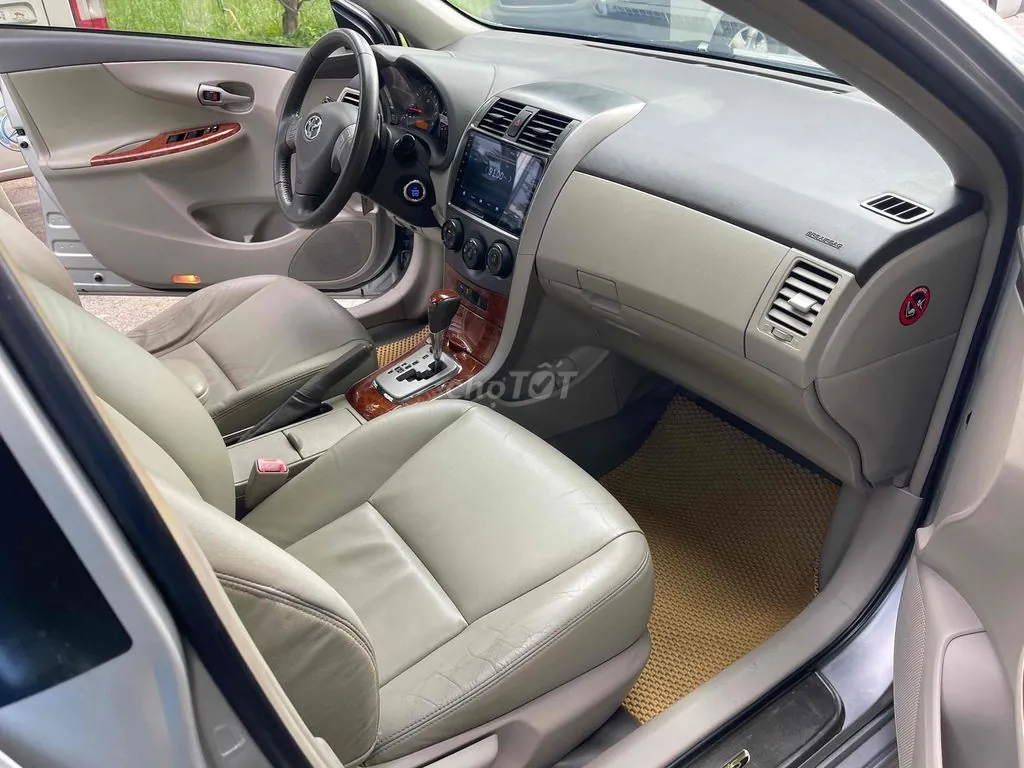 Toyota Corolla Altis 2010 photo 5