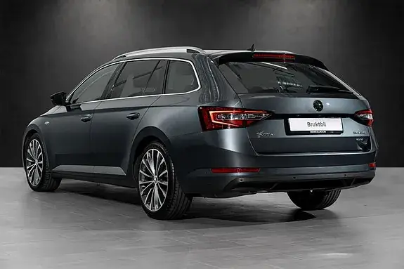 Skoda Superb 2017 photo 4
