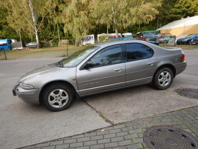 Chrysler Stratus
