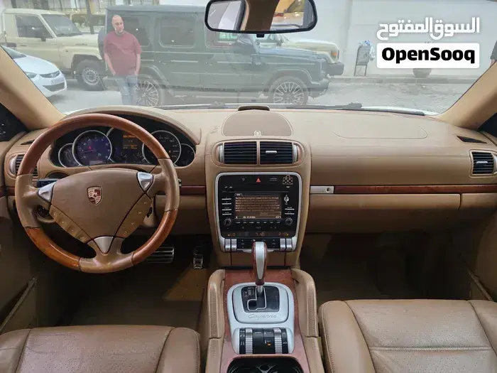 Porsche Cayenne 2010 photo 3
