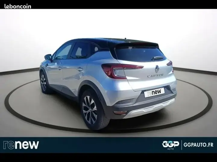Renault Captur 2023 photo 4
