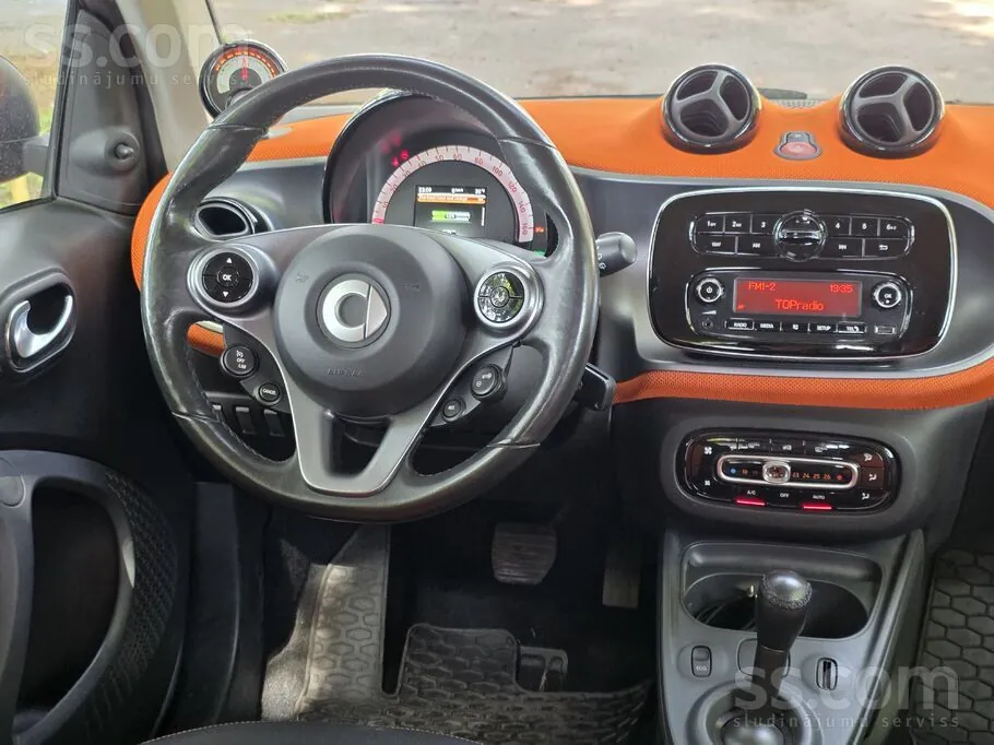 Smart Fortwo 2017 photo 4