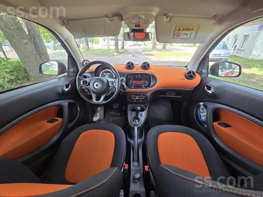 Smart Fortwo 2017 photo 3