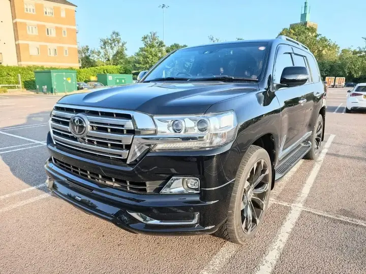 Toyota Land Cruiser 2026 photo 3