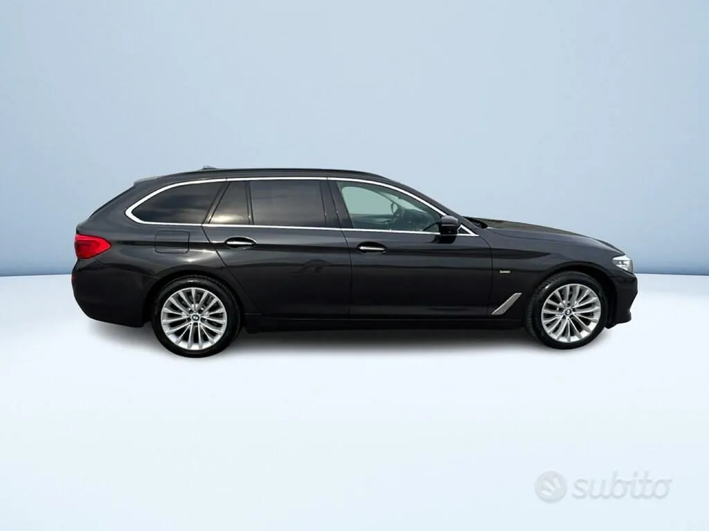 BMW 5 Series 2018 photo 4