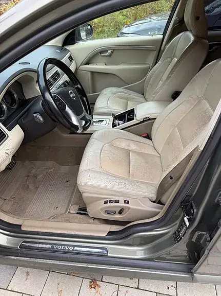 Volvo V70 2010 photo 5