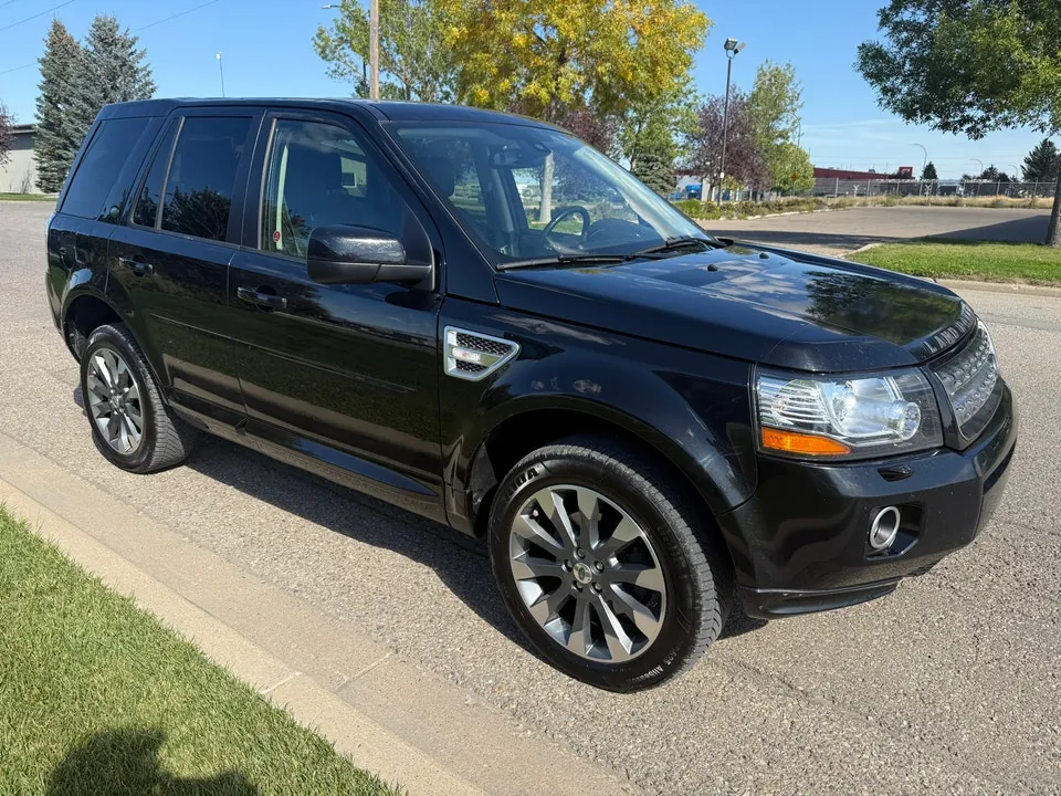 Land Rover Lr2 2014 photo 2