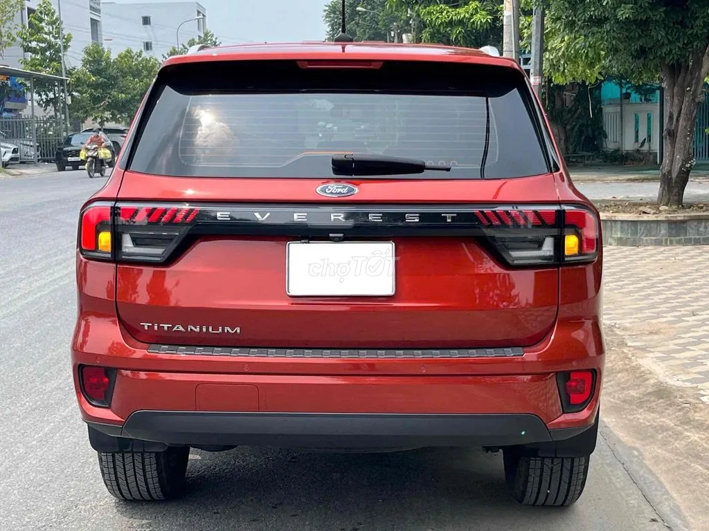 Ford Everest 2022 photo 3