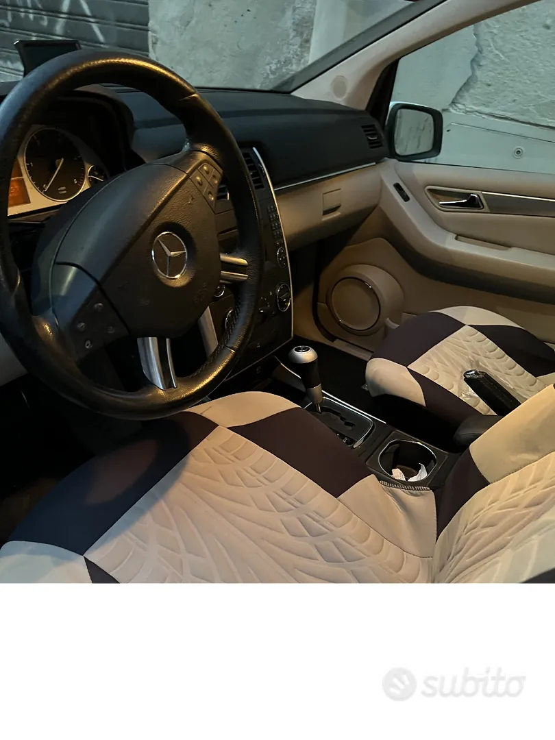 Mercedes-Benz B-Class 2009 photo 4
