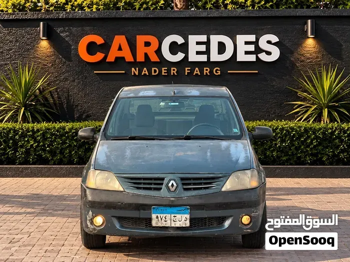 Renault Logan 2010 photo 2