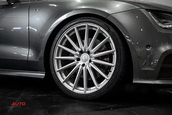 Audi A7 2012 photo 3