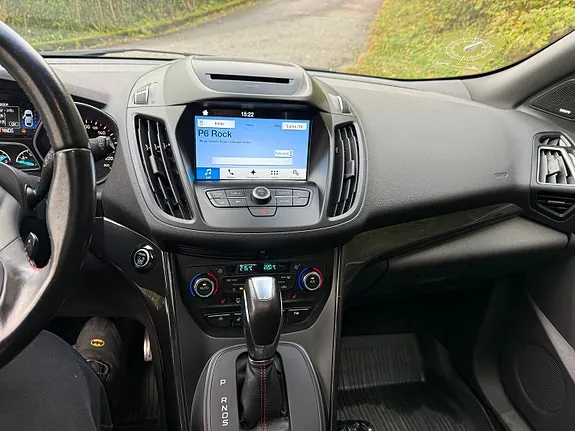 Ford Kuga 2018 photo 2