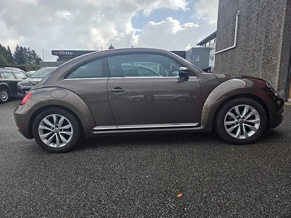 Volkswagen Beetle 2014 photo 2