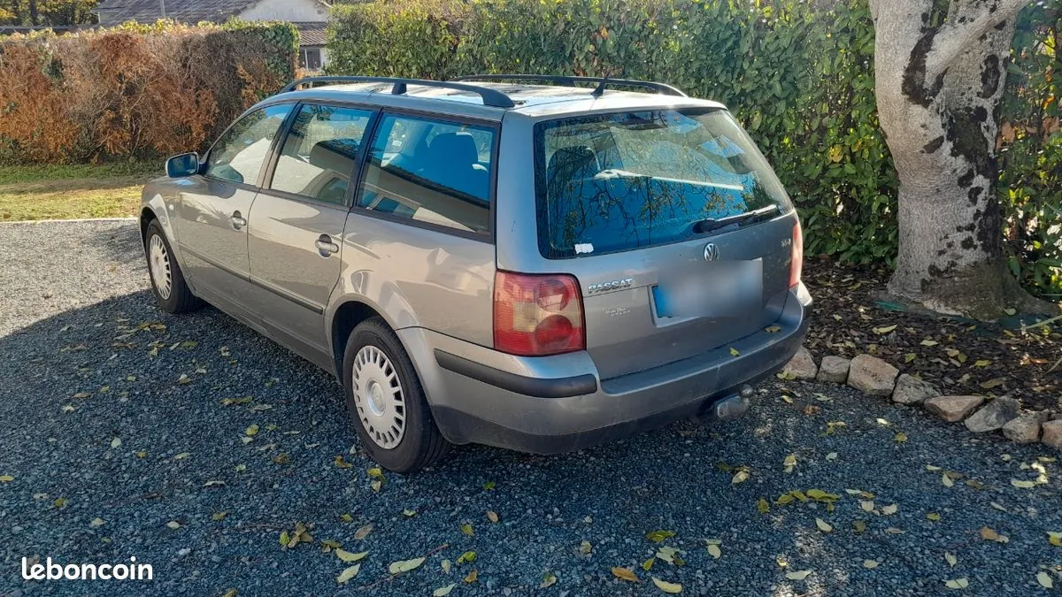 Volkswagen Passat 2003 photo 2
