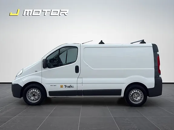 Renault Trafic 2010 photo 2