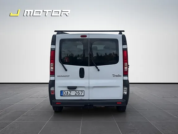 Renault Trafic 2010 photo 4