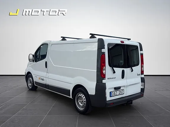 Renault Trafic 2010 photo 3